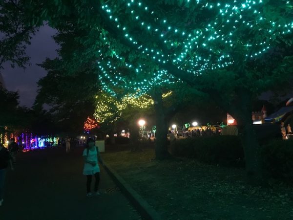 万博 公園 イルミネーション